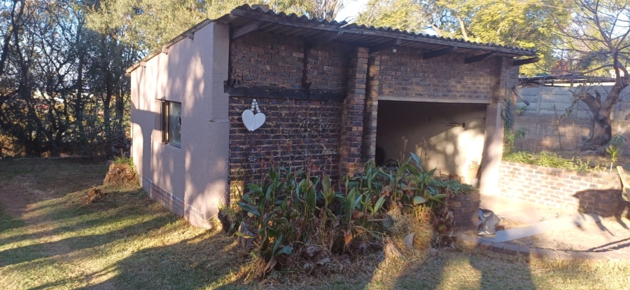 5 Bedroom Property for Sale in Sunnyrock Gauteng