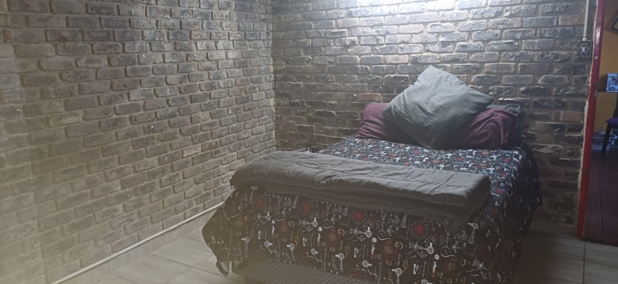 5 Bedroom Property for Sale in Sunnyrock Gauteng