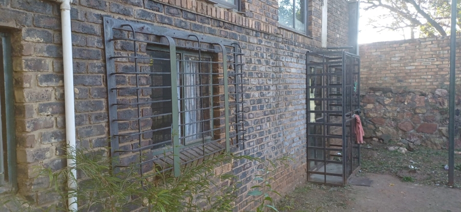 5 Bedroom Property for Sale in Sunnyrock Gauteng