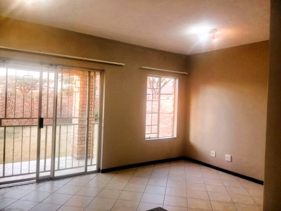 To Let 2 Bedroom Property for Rent in Mooikloof Ridge Gauteng