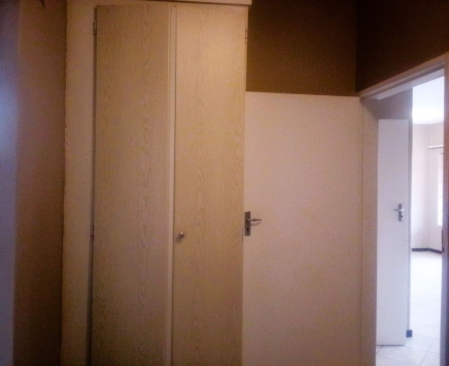 To Let 2 Bedroom Property for Rent in Mooikloof Ridge Gauteng