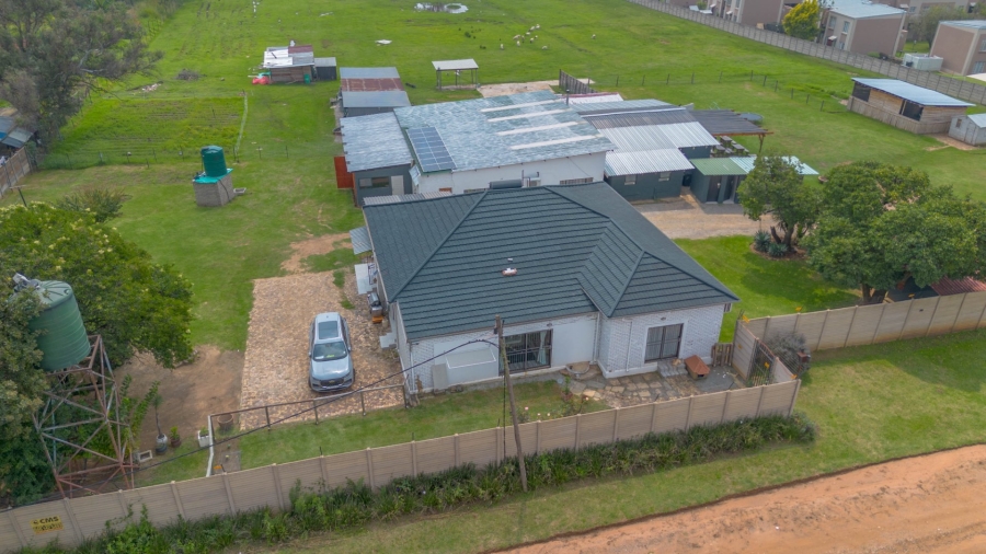 To Let commercial Property for Rent in Norton Home Estate AH Gauteng