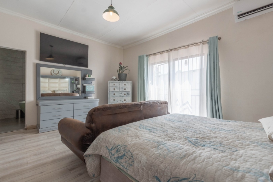 To Let commercial Property for Rent in Norton Home Estate AH Gauteng