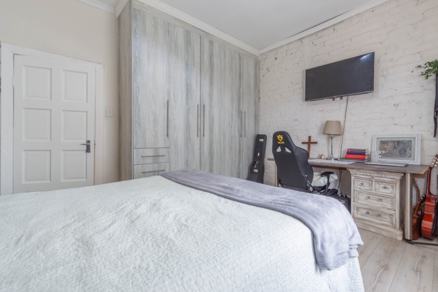 To Let commercial Property for Rent in Norton Home Estate AH Gauteng
