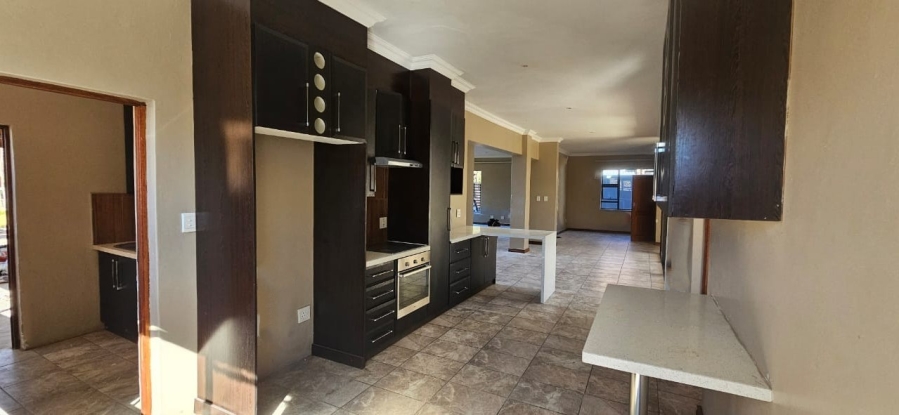 4 Bedroom Property for Sale in The Meadows Gauteng