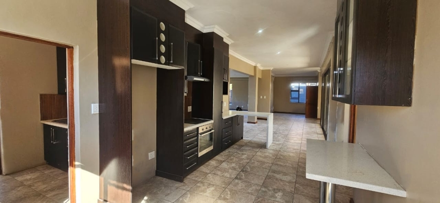 4 Bedroom Property for Sale in The Meadows Gauteng