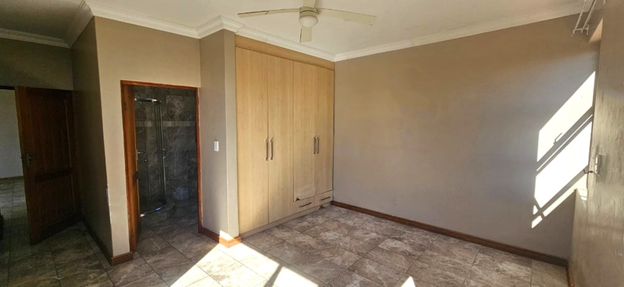 4 Bedroom Property for Sale in The Meadows Gauteng