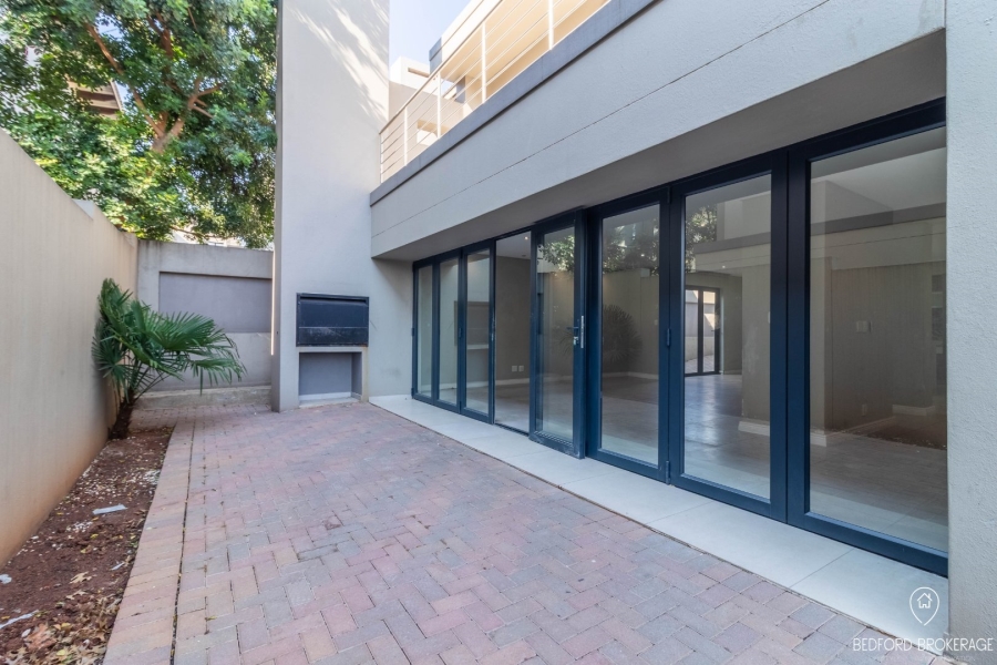 To Let 3 Bedroom Property for Rent in Bedfordview Gauteng