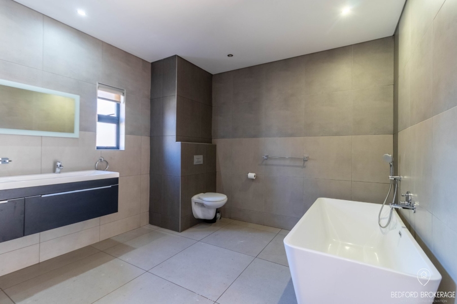 To Let 3 Bedroom Property for Rent in Bedfordview Gauteng