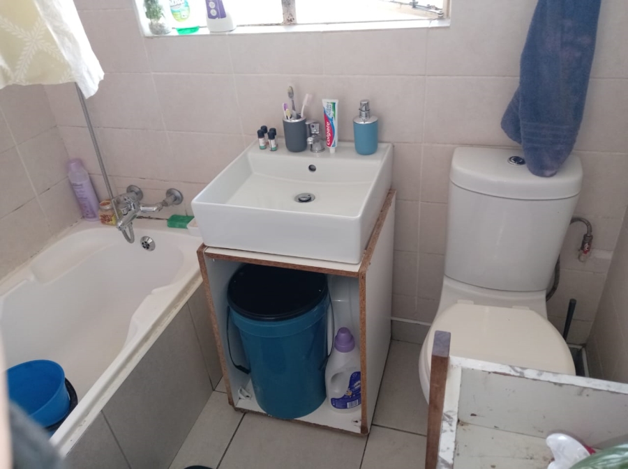 2 Bedroom Property for Sale in Eden Glen Gauteng