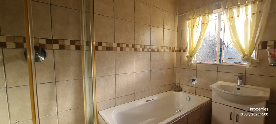 3 Bedroom Property for Sale in Reigerpark Gauteng