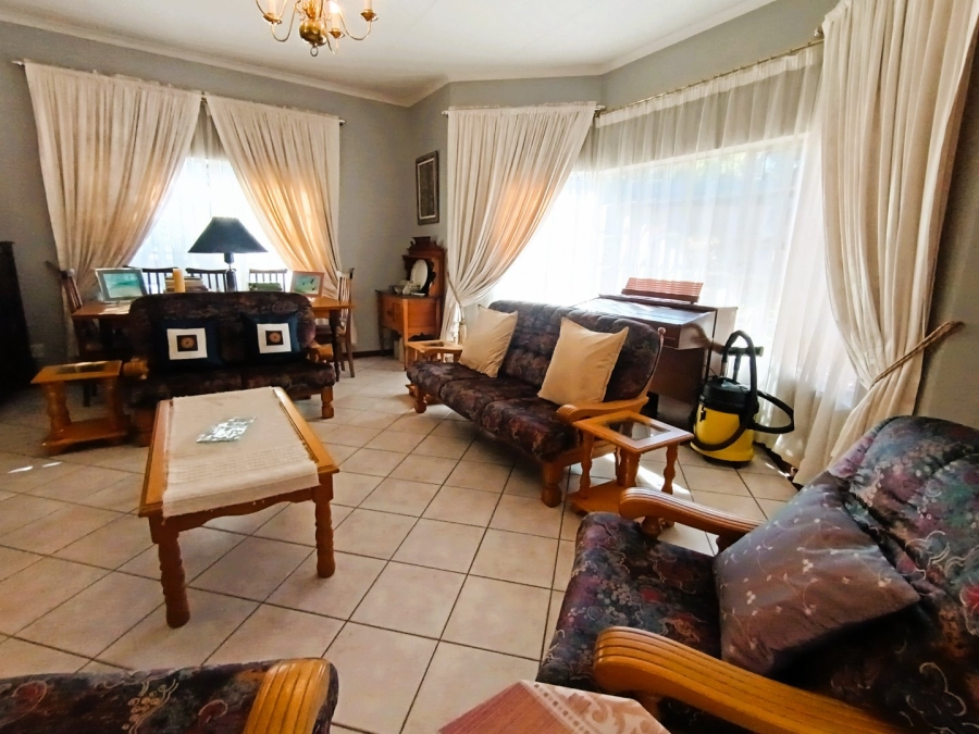 3 Bedroom Property for Sale in Eldoglen Gauteng