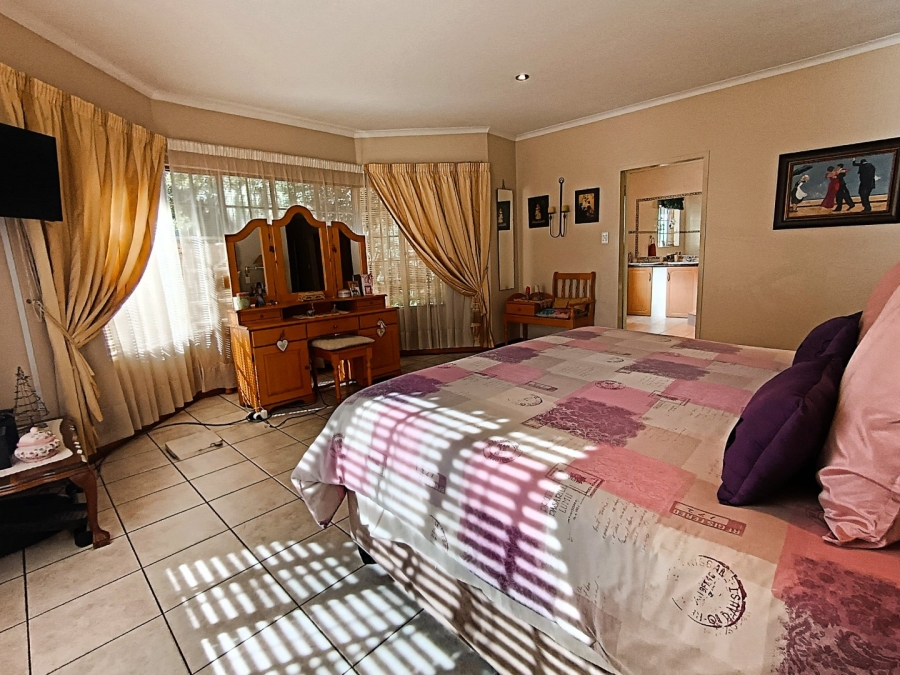 3 Bedroom Property for Sale in Eldoglen Gauteng
