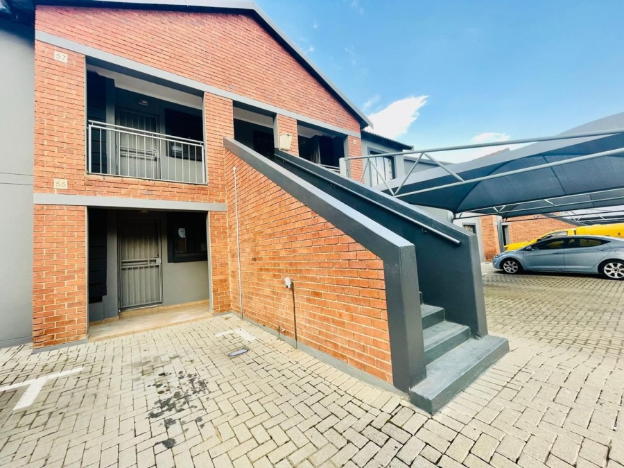 To Let 2 Bedroom Property for Rent in Edenvale Central Gauteng