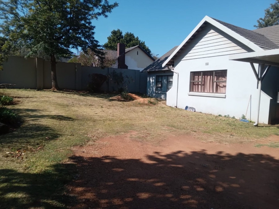 To Let 4 Bedroom Property for Rent in Rembrandt Park Gauteng