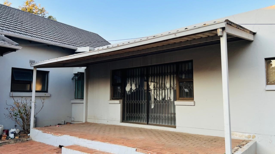 To Let 4 Bedroom Property for Rent in Rembrandt Park Gauteng