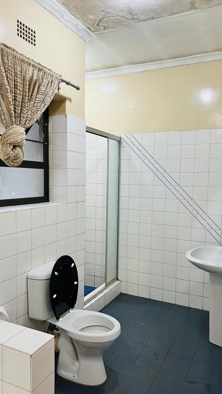 To Let 4 Bedroom Property for Rent in Rembrandt Park Gauteng