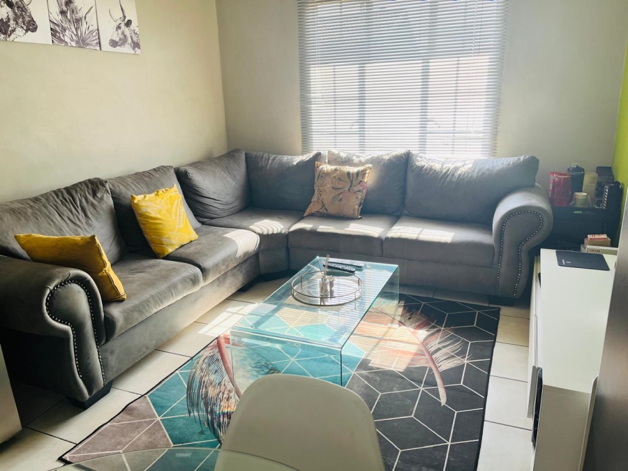 2 Bedroom Property for Sale in Mahube Valley Gauteng