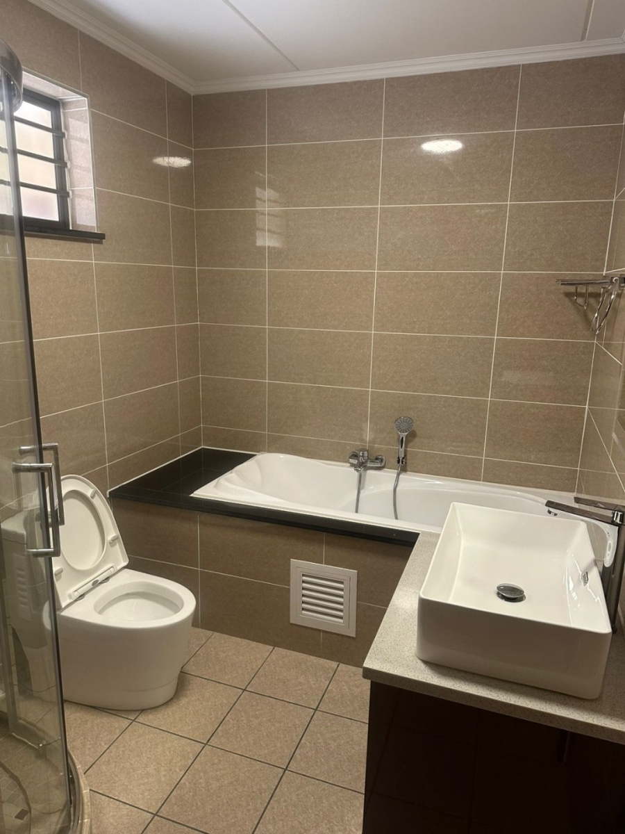 To Let 2 Bedroom Property for Rent in Blue Hills AH Gauteng