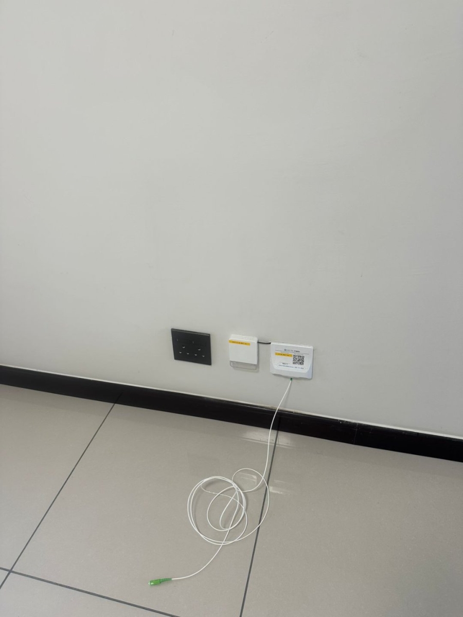 To Let 2 Bedroom Property for Rent in Blue Hills AH Gauteng
