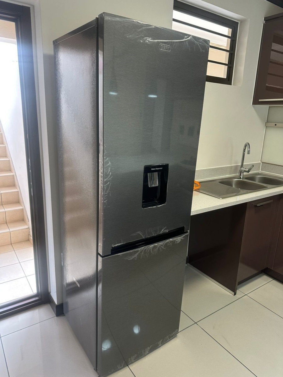 To Let 2 Bedroom Property for Rent in Blue Hills AH Gauteng