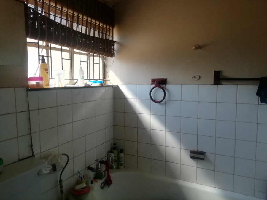 To Let 2 Bedroom Property for Rent in Alrapark Gauteng