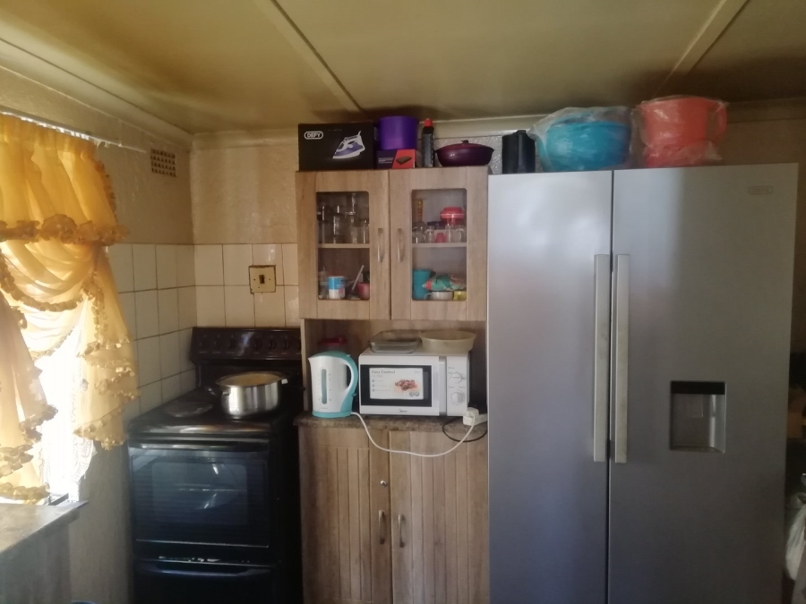 To Let 2 Bedroom Property for Rent in Alrapark Gauteng