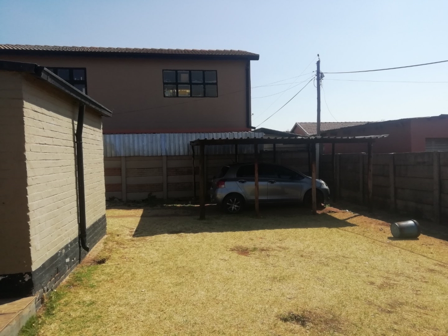To Let 2 Bedroom Property for Rent in Alrapark Gauteng