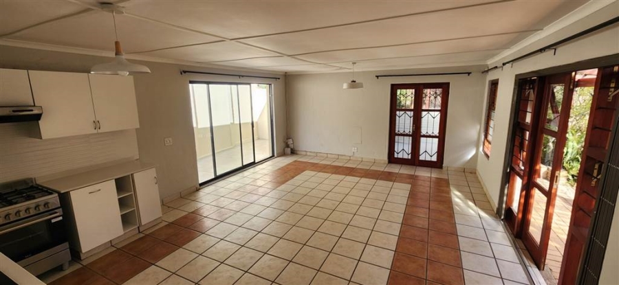 1 Bedroom Property for Sale in Forest Town Gauteng