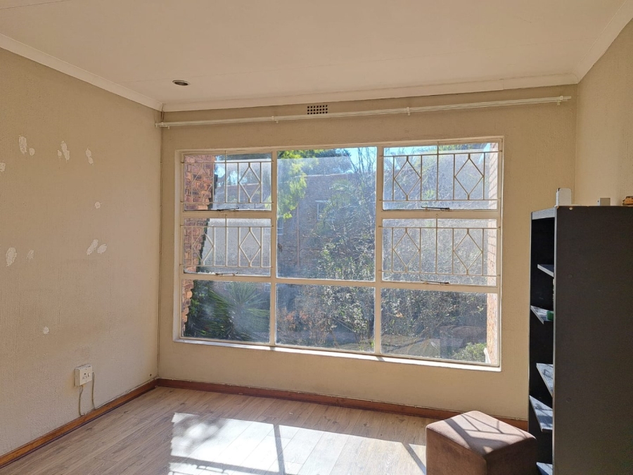 To Let 2 Bedroom Property for Rent in Atholl Gauteng