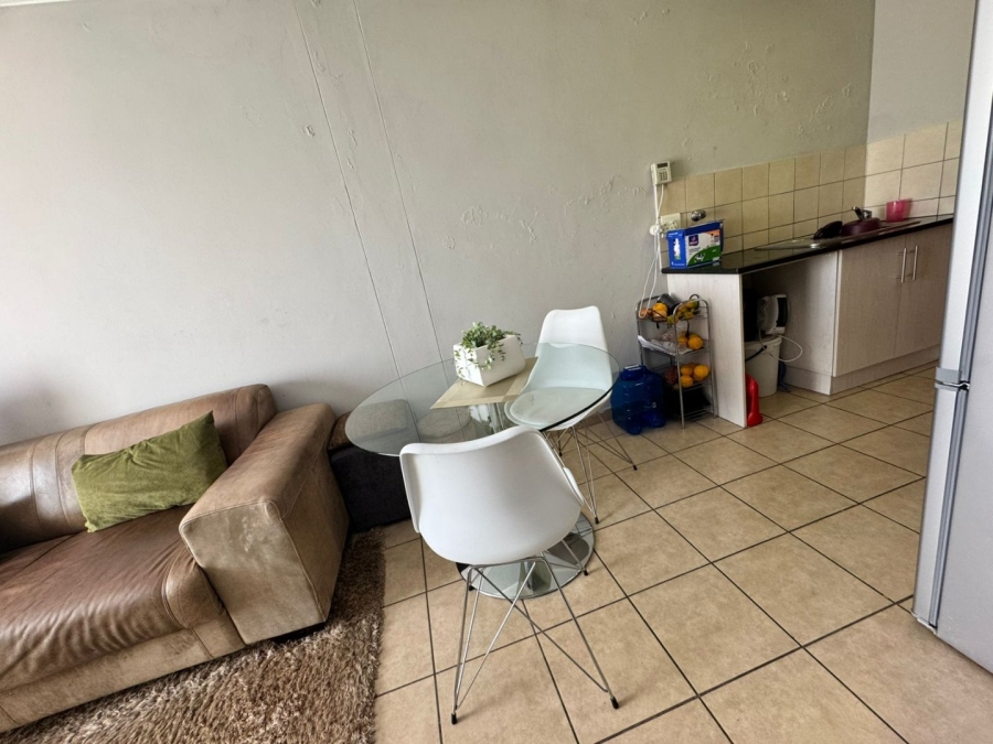 1 Bedroom Property for Sale in Noordwyk Gauteng