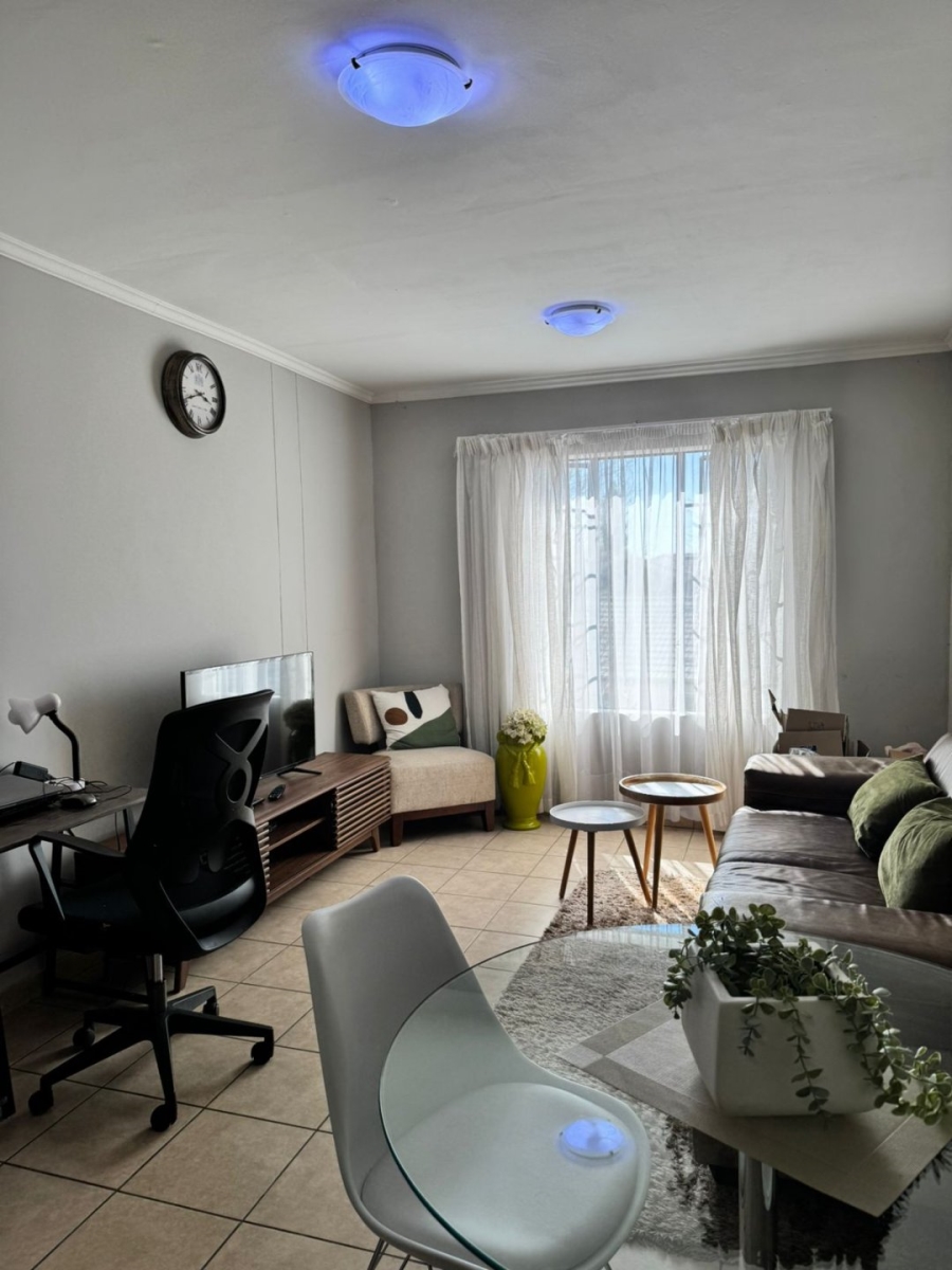 1 Bedroom Property for Sale in Noordwyk Gauteng