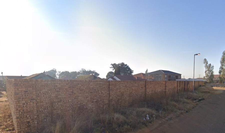  Bedroom Property for Sale in Lenasia Ext 13 Gauteng