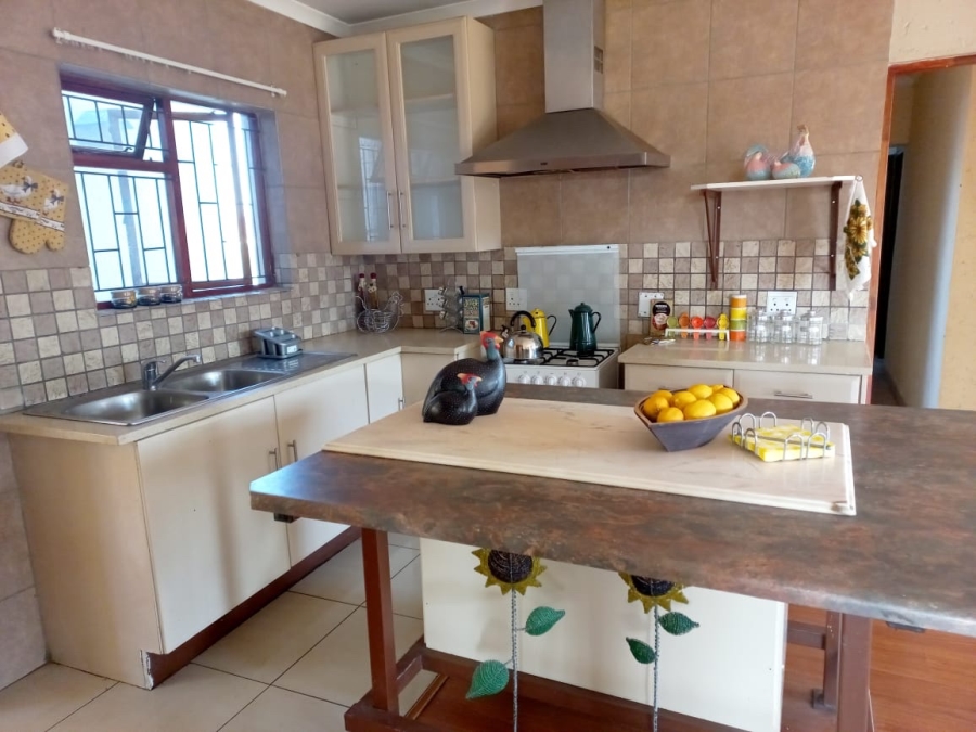 To Let 3 Bedroom Property for Rent in Lilyvale Gauteng