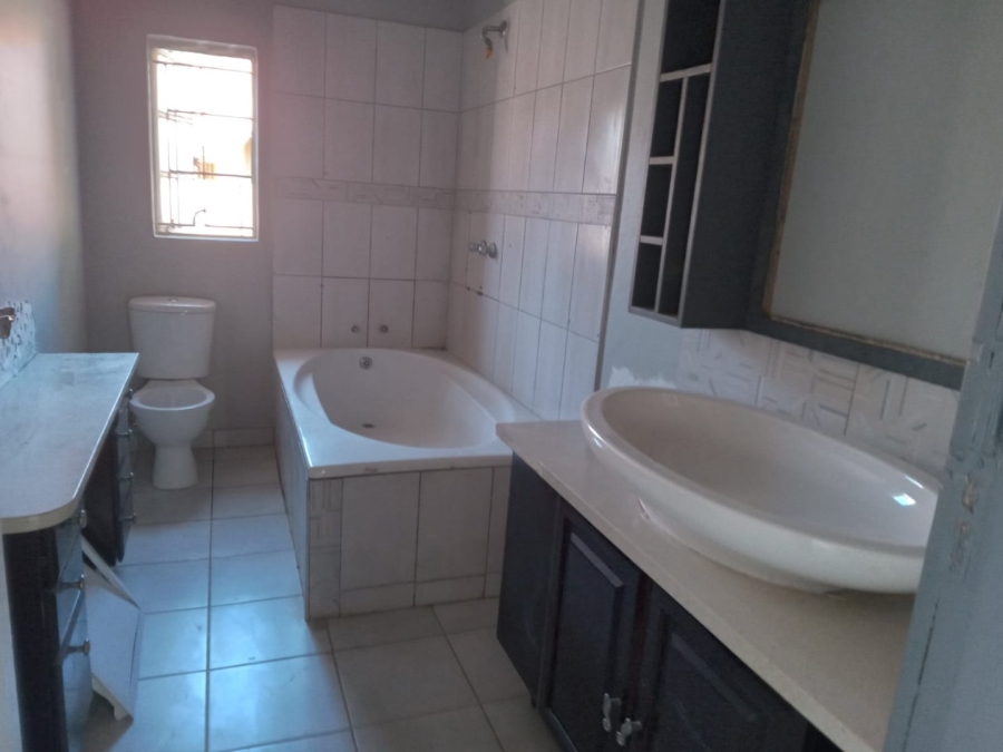 3 Bedroom Property for Sale in Wonderboom South Gauteng