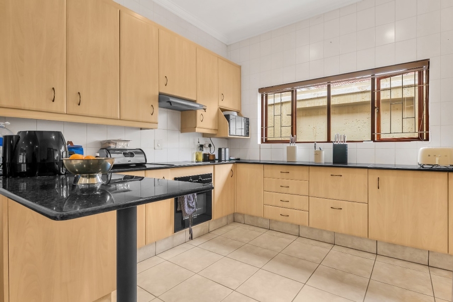 3 Bedroom Property for Sale in Lonehill Gauteng