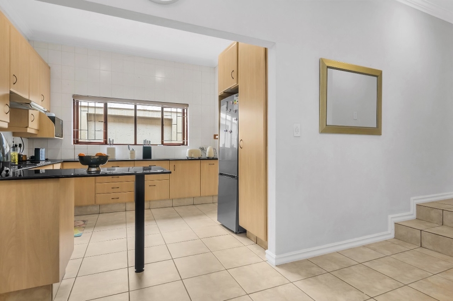 3 Bedroom Property for Sale in Lonehill Gauteng