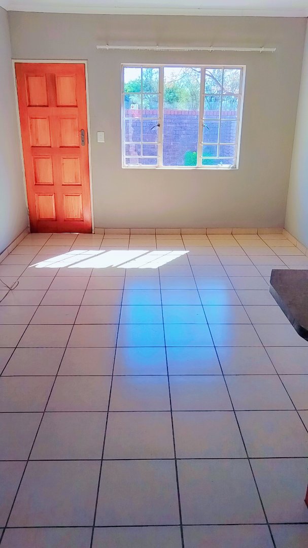 To Let 2 Bedroom Property for Rent in The Orchards Gauteng
