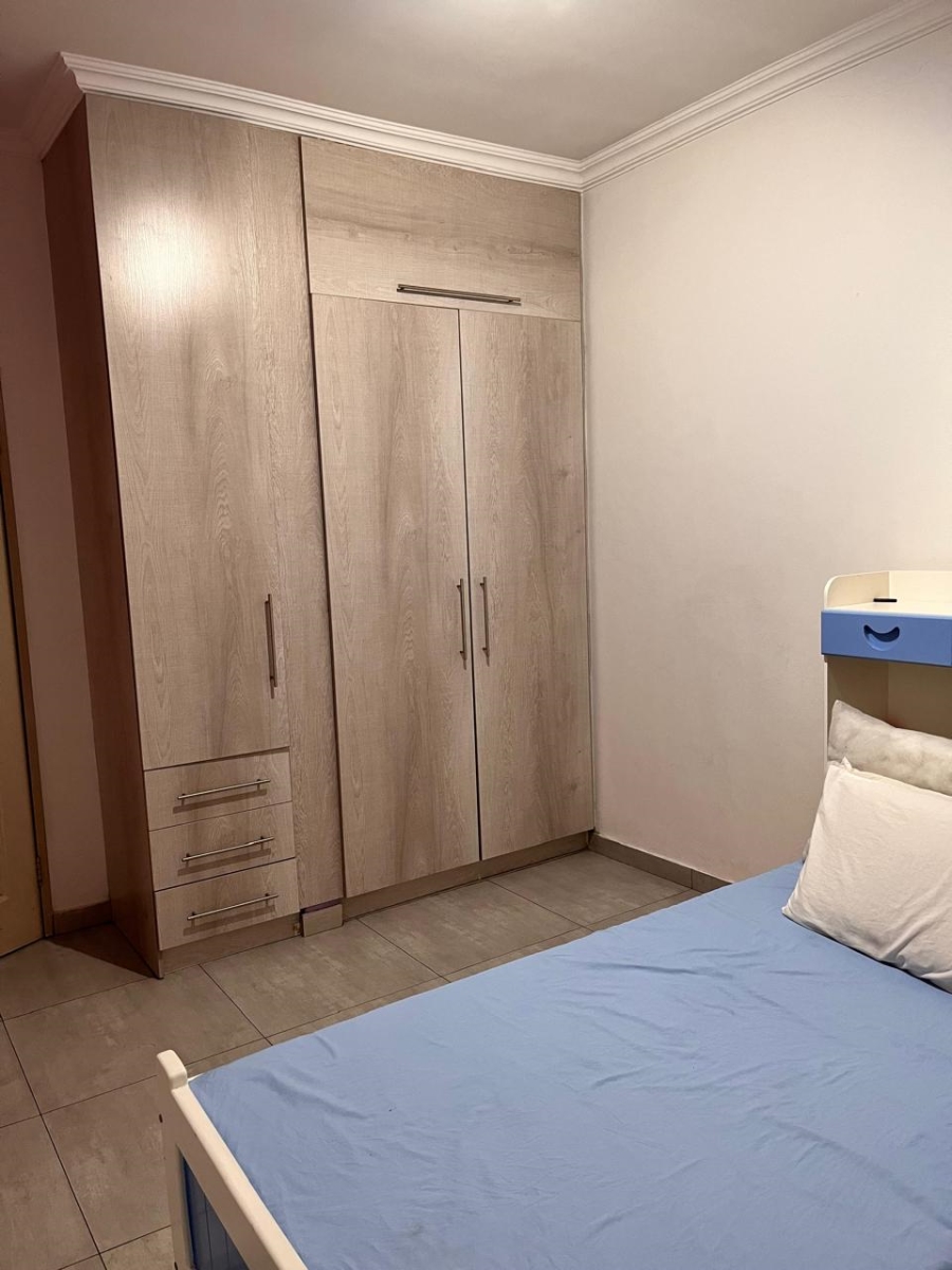 6 Bedroom Property for Sale in Olifantsfontein Gauteng