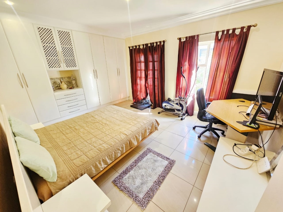 4 Bedroom Property for Sale in Monavoni Gauteng