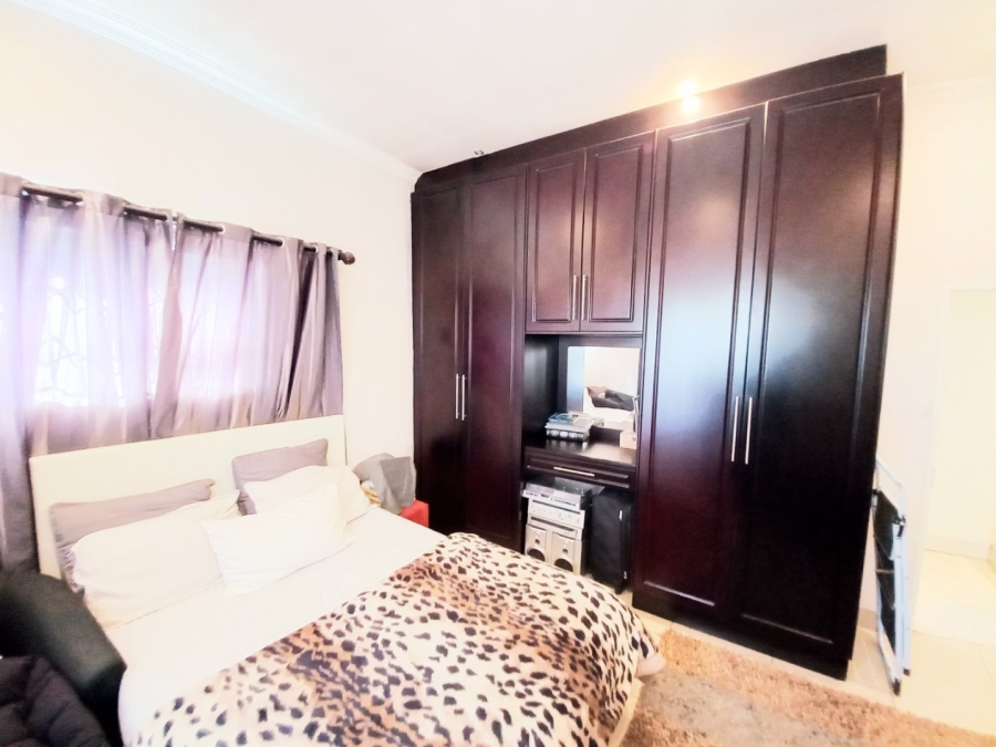 3 Bedroom Property for Sale in Edenvale Central Gauteng
