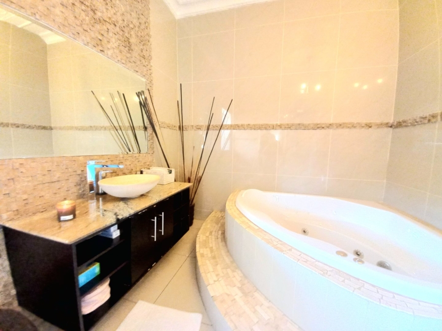 3 Bedroom Property for Sale in Edenvale Central Gauteng