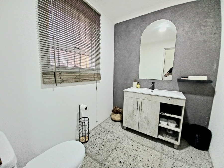 3 Bedroom Property for Sale in Edenvale Central Gauteng