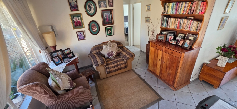 2 Bedroom Property for Sale in Amberfield Crest Estate Gauteng