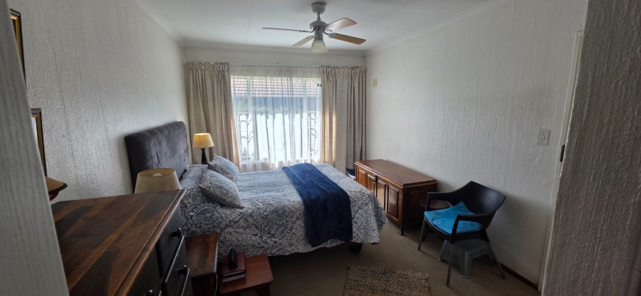 2 Bedroom Property for Sale in Amberfield Crest Estate Gauteng