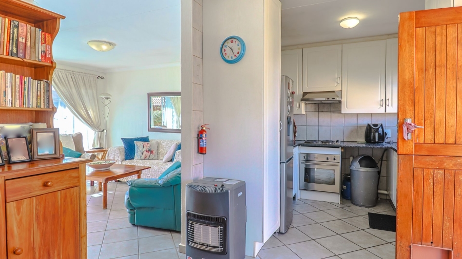 2 Bedroom Property for Sale in Amberfield Crest Estate Gauteng