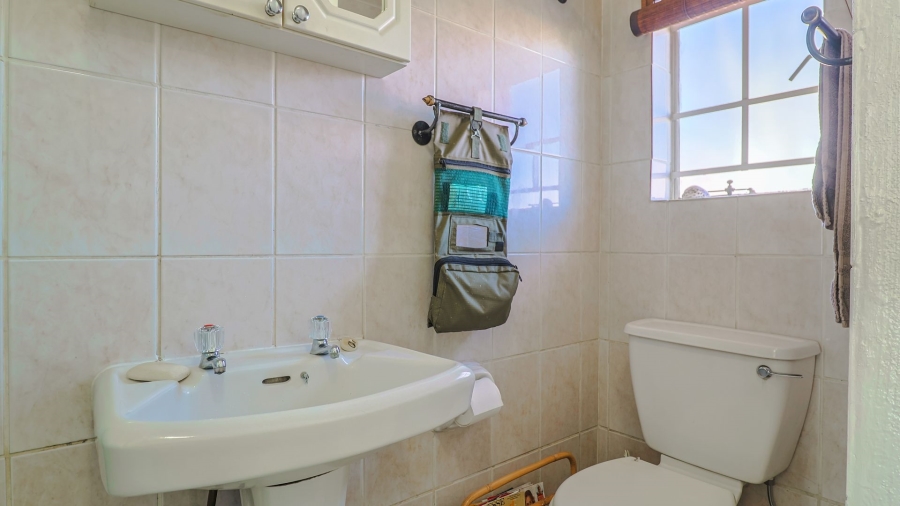 2 Bedroom Property for Sale in Amberfield Crest Estate Gauteng