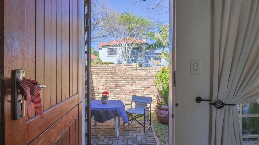 2 Bedroom Property for Sale in Amberfield Crest Estate Gauteng