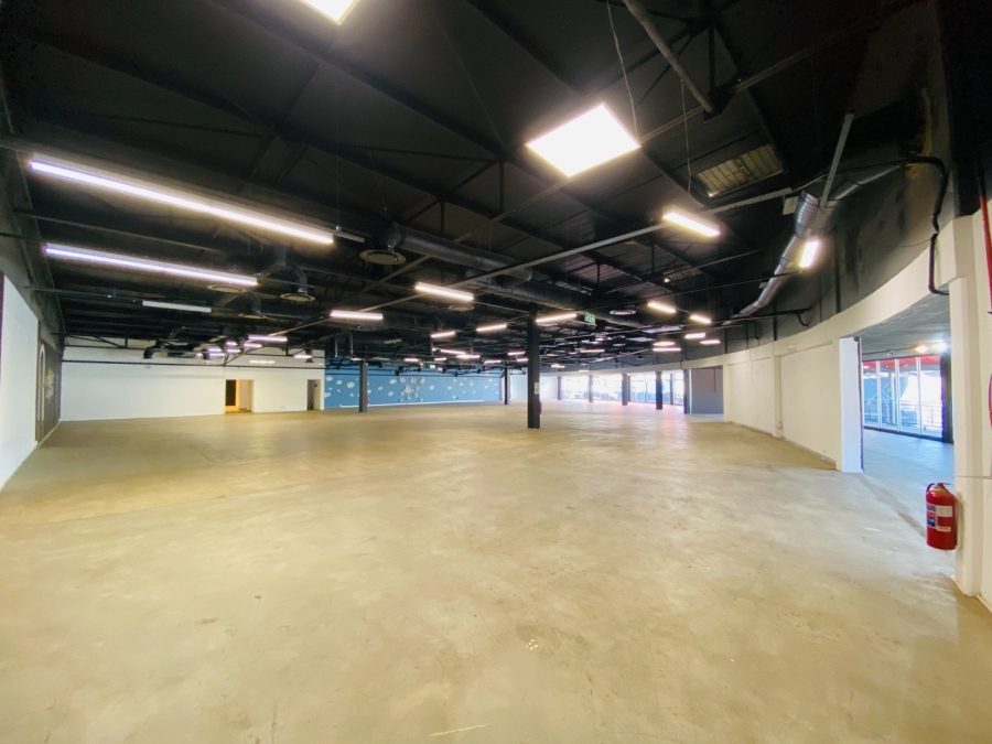 To Let commercial Property for Rent in Rooihuiskraal Gauteng
