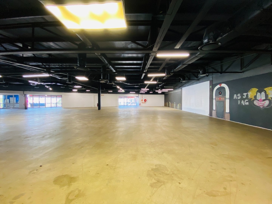 To Let commercial Property for Rent in Rooihuiskraal Gauteng